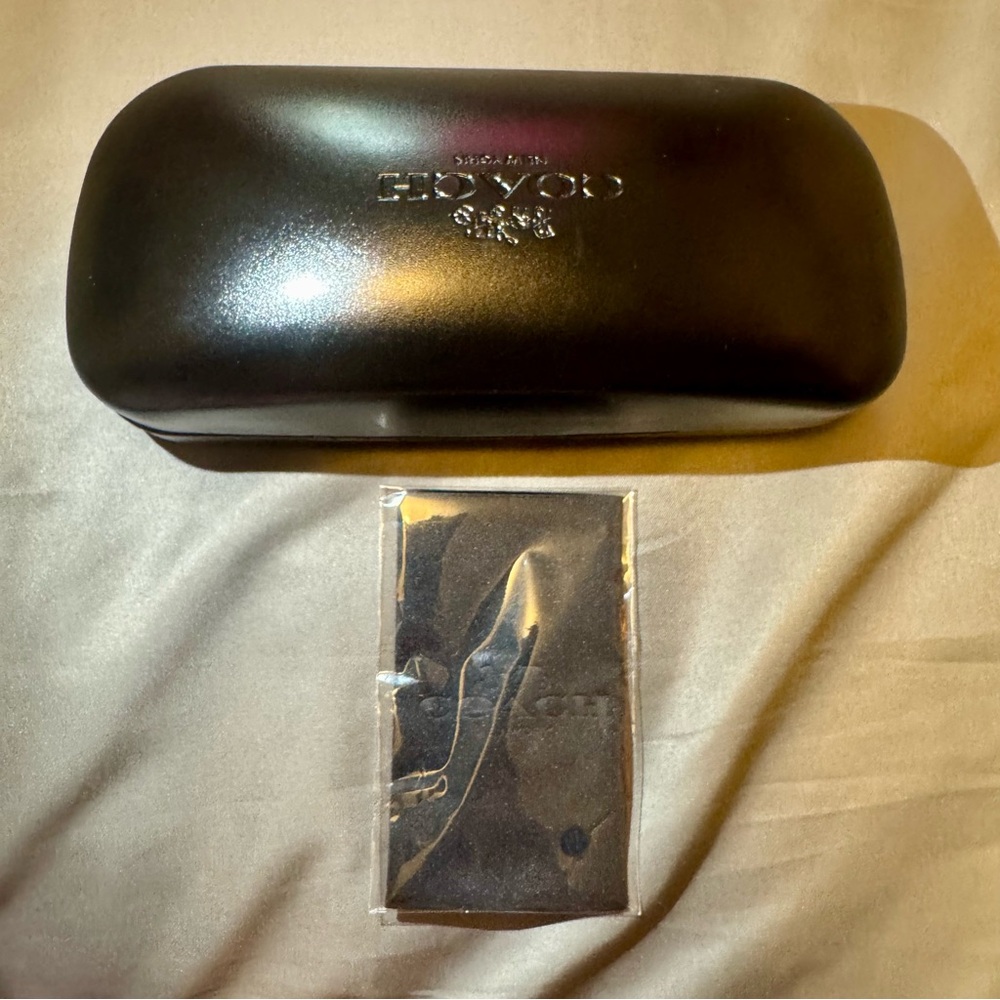 Coach Black Sunglasses Case Clamshell Design - Picture 3 of 6